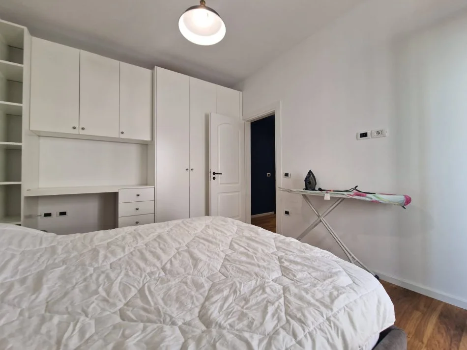 Apartament 2+1 ne shitje ne Lungomare,Vlore