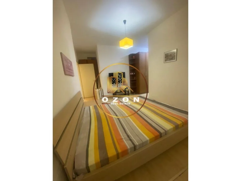 Shitet Apartament 2+1 me Post Parkimi tek Rruga Kosovareve!