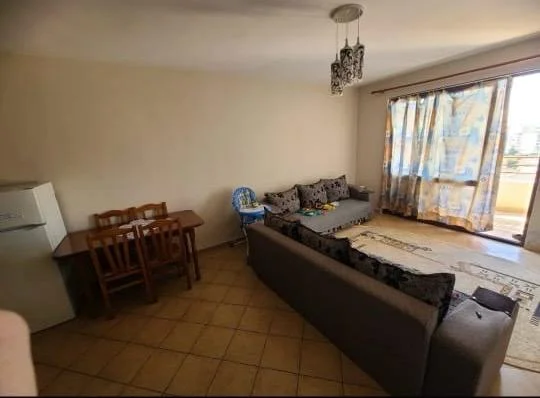 Tirane, Apartament me#Qira(Kinostudio)