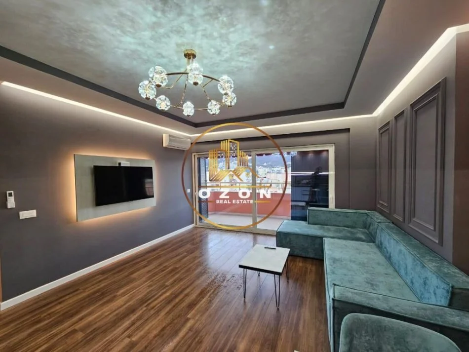 Apartament 2+1+2 i Super Mobiluar për Shitje tek Stadiumi Dinamo!