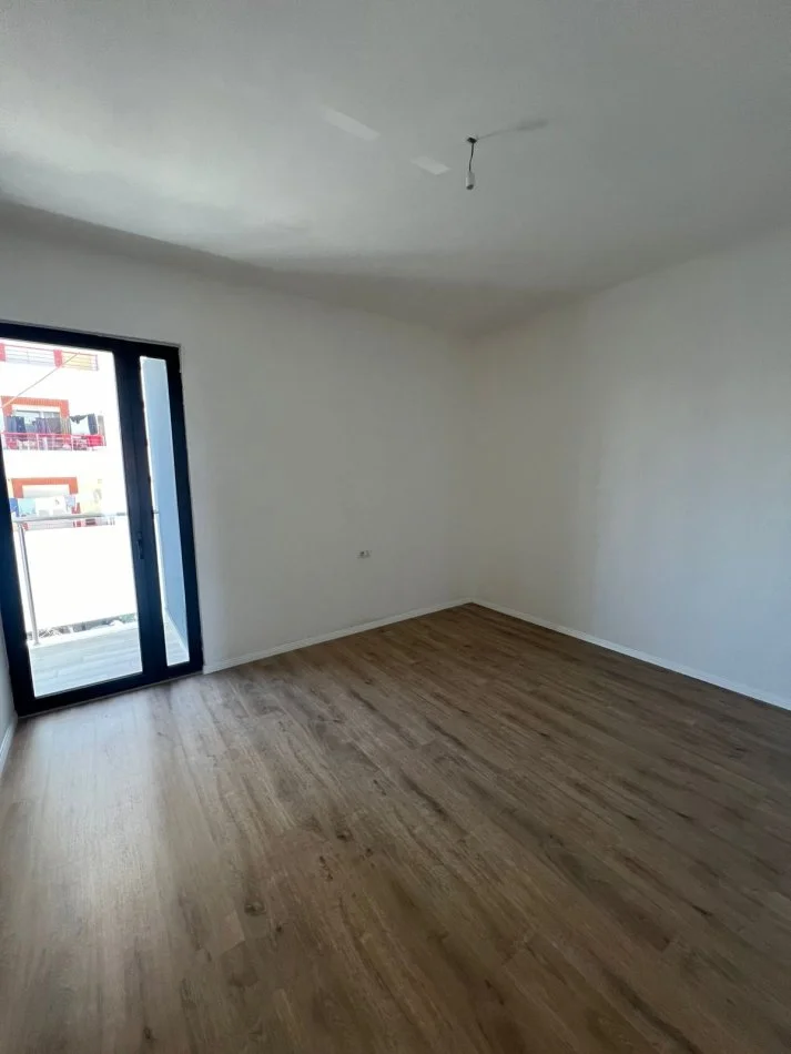 Shitet, Apartament 3+1+2, Rruga Jordan Misja / OPP39753