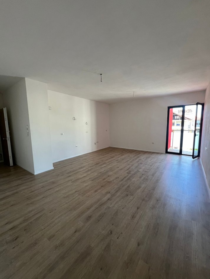 Shitet, Apartament 3+1+2, Rruga Jordan Misja / OPP39753