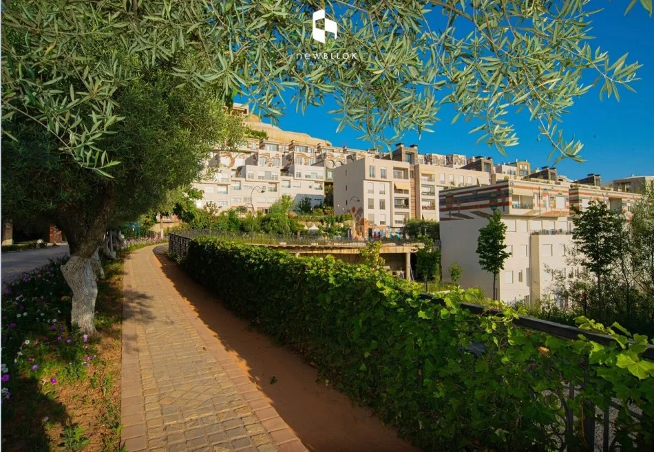 🌟 Çmim i Çmendur, nga 1650€/m2 në 1460€/m2🔥🔥 (Për Pak Ditë) Shitet: 3+1+2wc 📍 Komp. Kodra E Diellit2 - PAMJE NGA TIRANA