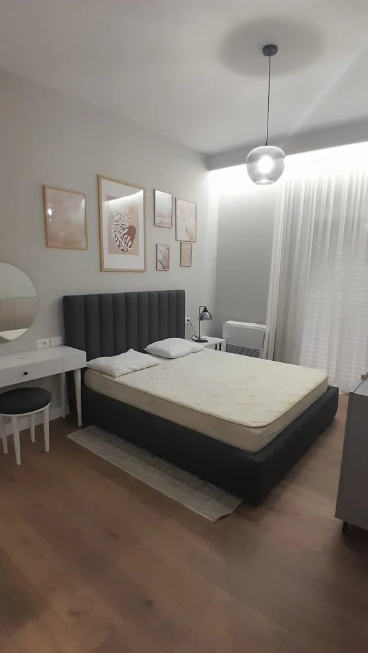Tirane, Apartament luksoz me qira 2+1 (Kopshti Botanik)
