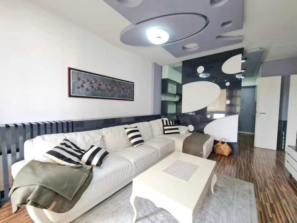 Tirane, Apartament me qira (Bllok prane Duff)