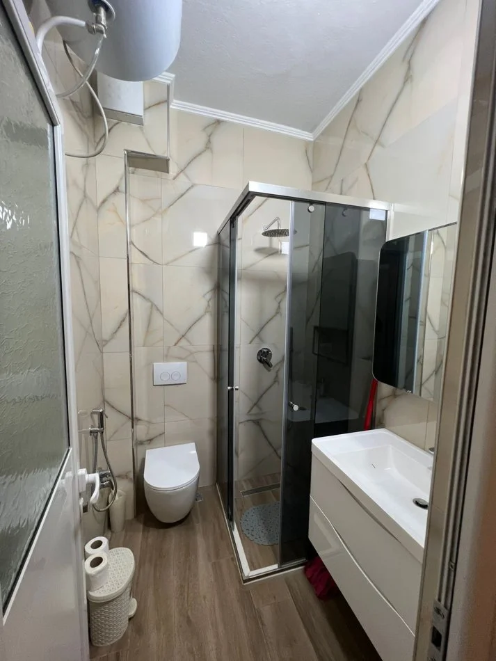 Apartament 1+1 me qera te Plazhit, Durres, 350 euro/në muaj
