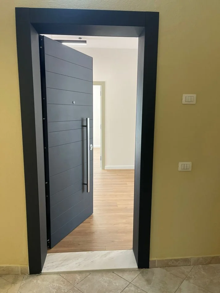 Tirane, shitet apartament+verande | Penthouse 3+1+Aneks+Ballkon Kati 5, 305 m² 399,000 € (Eduard Mano)