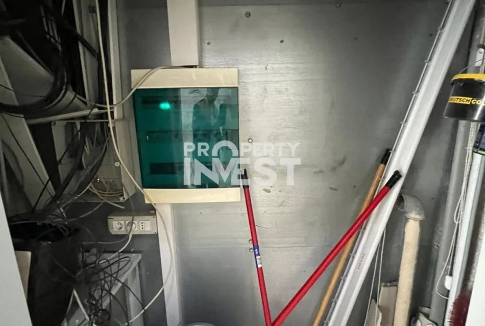 Tirane, jepet me qera Kati 7, 310 m² 3.900 € (Rruga e Kavajes)