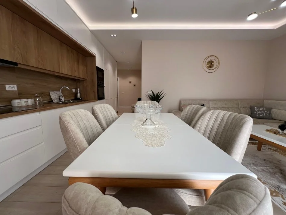 SHITET, APARTAMENT 2+1, FUSHA AVIACIONIT, TIRANË