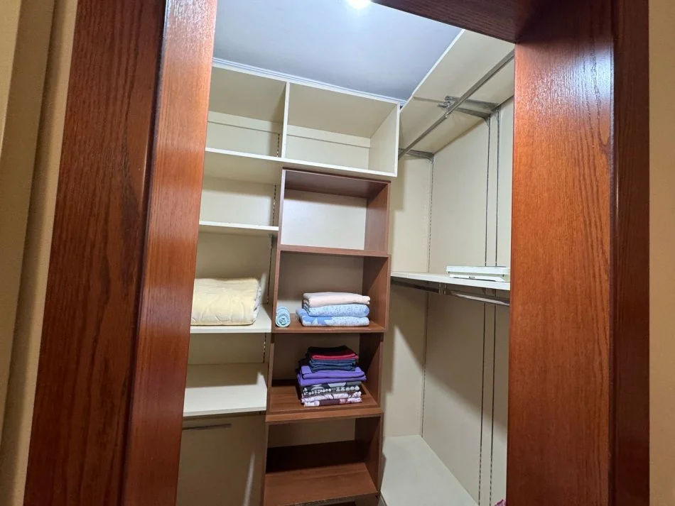 Shitet, Apartament 2+1+2, Rruga Margarita Tutulani / OPP40286