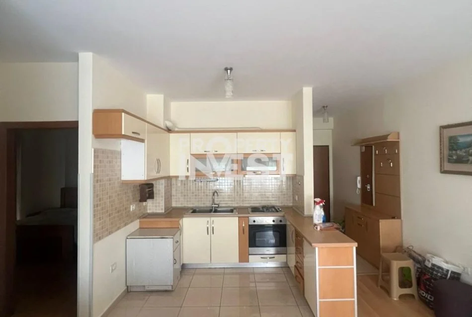 Tirane, jepet me qera apartament 2+1+Aneks+Ballkon , 500 € (Liqeni i Thate)