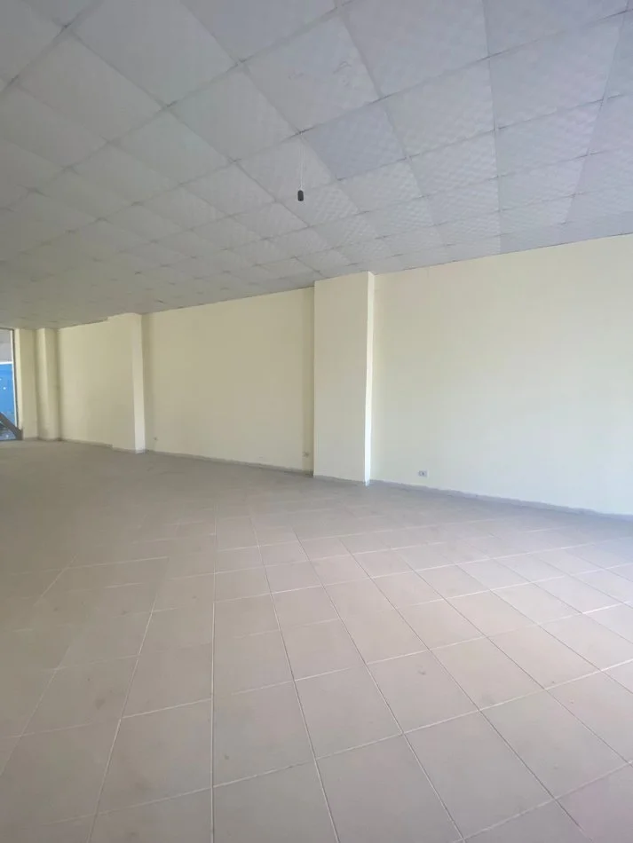 Jepet me qera ambient biznes, Durrës, Plepa