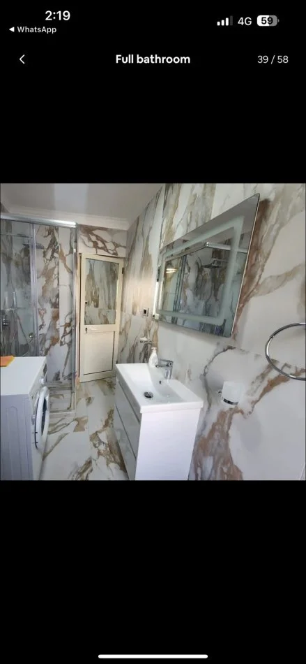 Tirane, jepet me qera apartament 2+1+Ballkon, Kati 4, 80 m2 600 € 