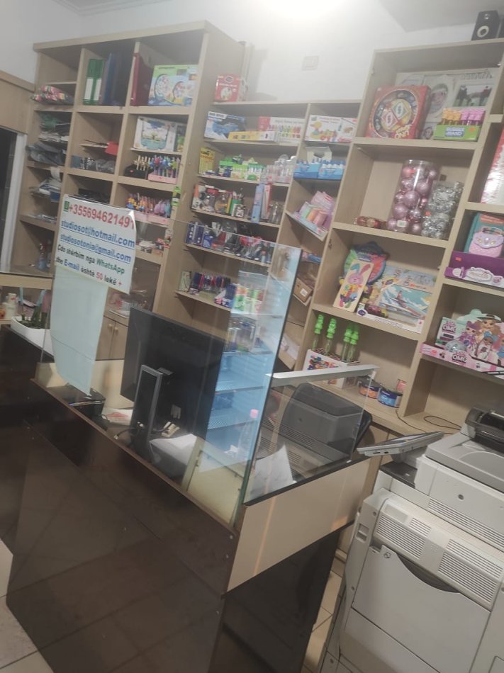 Tirane, Liste me oferta ambjent biznesi , , 22 m² 10,000 € (Gjergj Legisi, prane Gjimnazit Aleks Buda.)