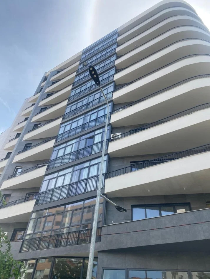 SHITET, APARTAMENT 1+1, BULEVARDI MIGJENI, UNAZA E RE, TIRANÊ, 107,660 EUR