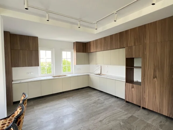 Shqiperi, jepet me qera Vile 3 Katshe Kati 4, 1.000 m² 3.500 € (Akacia Hill Rezidence)