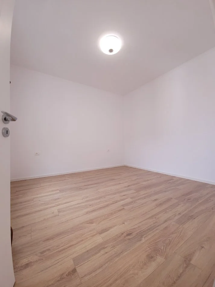 Tirane, shitet 1+1, Kati 7, 58 m² 120,000 € (Rrethrrotullimi Zogu Zi)
