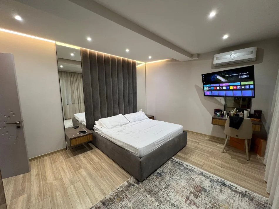 Tirane, shes apartament 3+1, Kati 6, 150 m² 320,000 € (SELVIA, RRUGA E DIBRES)