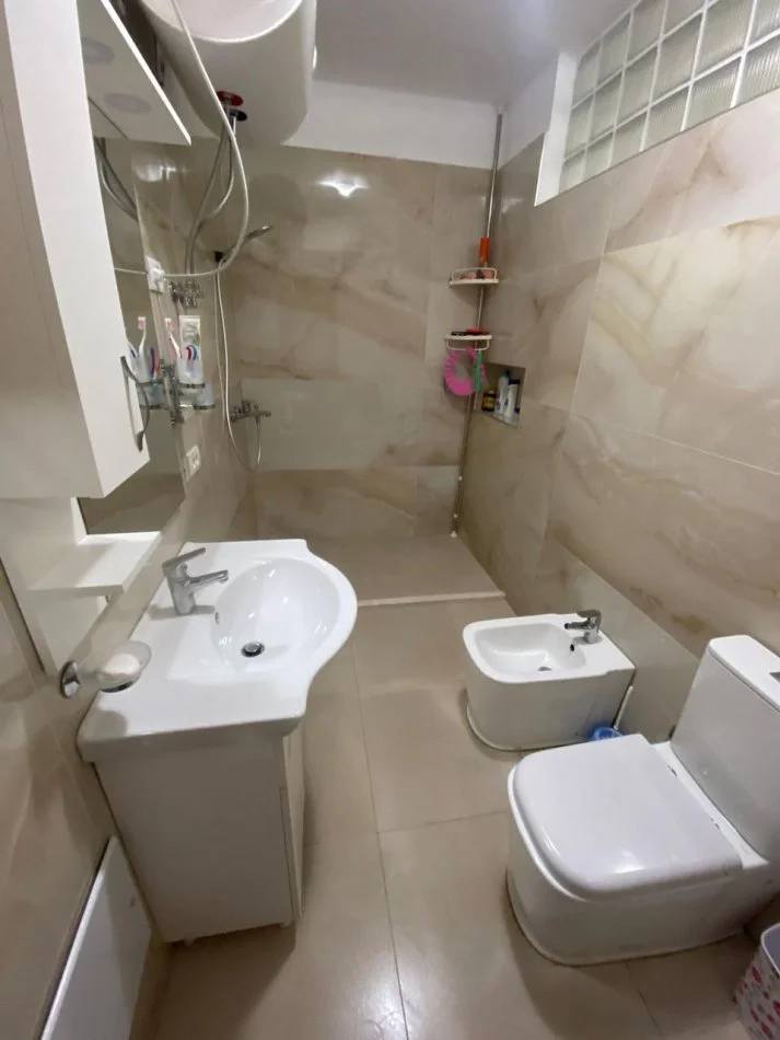 Tirane, shitet apartament , Kati 3, 82 m² 99,000 € (Muhamed Deliu)