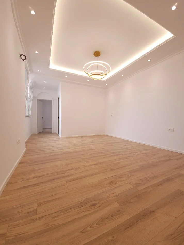 Tirane, shitet apartament 1+1, Kati 7, 58 m² 120,000 € 