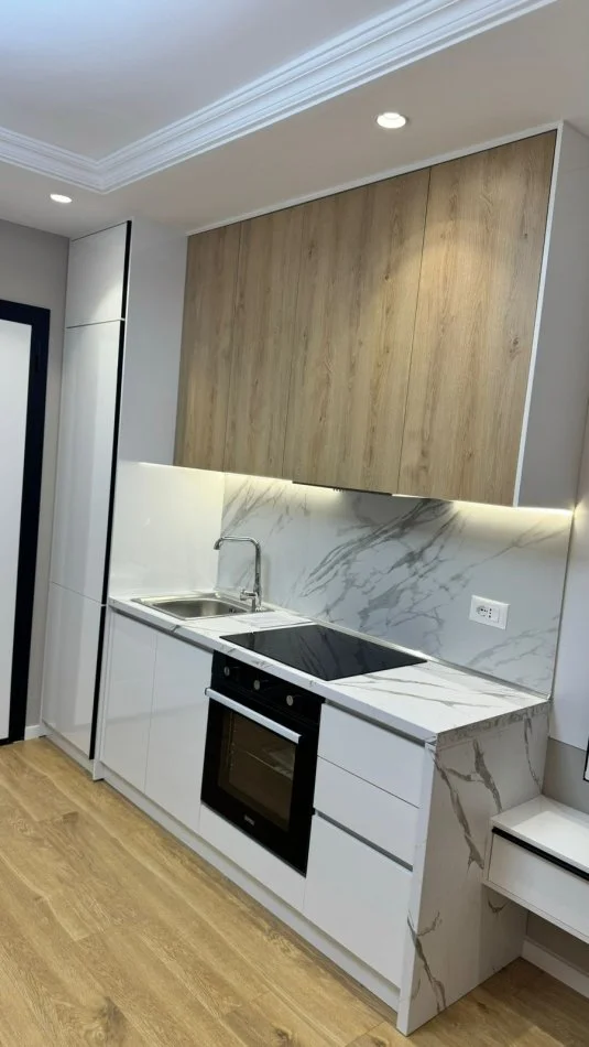 Tirane, shitet apartament 1+1+Ballkon, Kati 3, 56 m² 148,000 € 