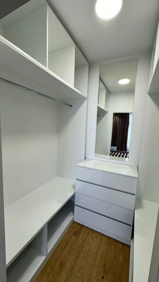 Tirane, shitet apartament 1+1+Ballkon, Kati 3, 56 m² 148,000 € 