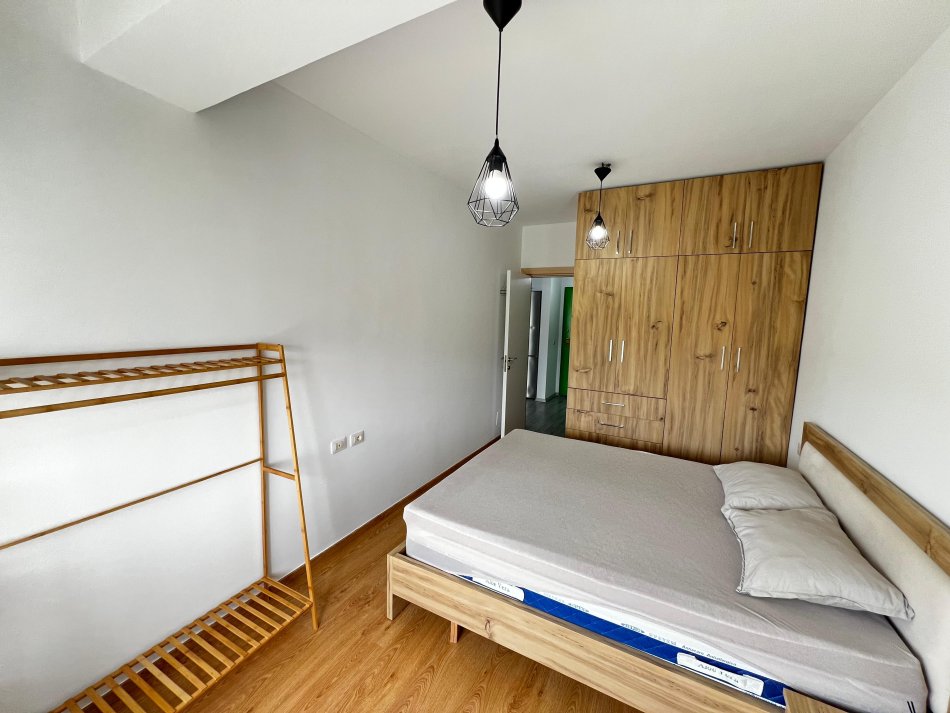 Tirane, jepet me qera apartament 1+1, Kati 3, 55 m² 500 € (REZIDENCA KODRA E DIELLIT 2)