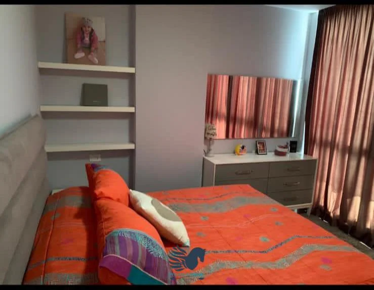 Tek 21 Dhjetori Jepet Me Qera Apartament 2+1 [ID P02126]