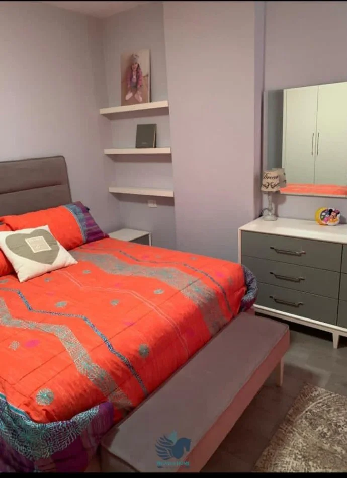 Tek 21 Dhjetori Jepet Me Qera Apartament 2+1 [ID P02126]