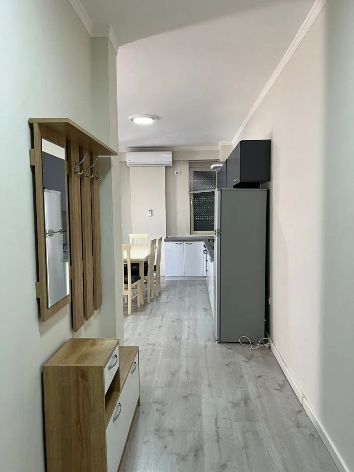 Tirane, shitet apartament 2+1 , 95 m² 130,000 € (Mikel Maruli Astir)