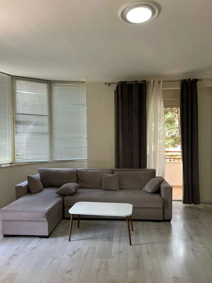 Tirane, shitet apartament 2+1 , 95 m² 130,000 € (Mikel Maruli Astir)