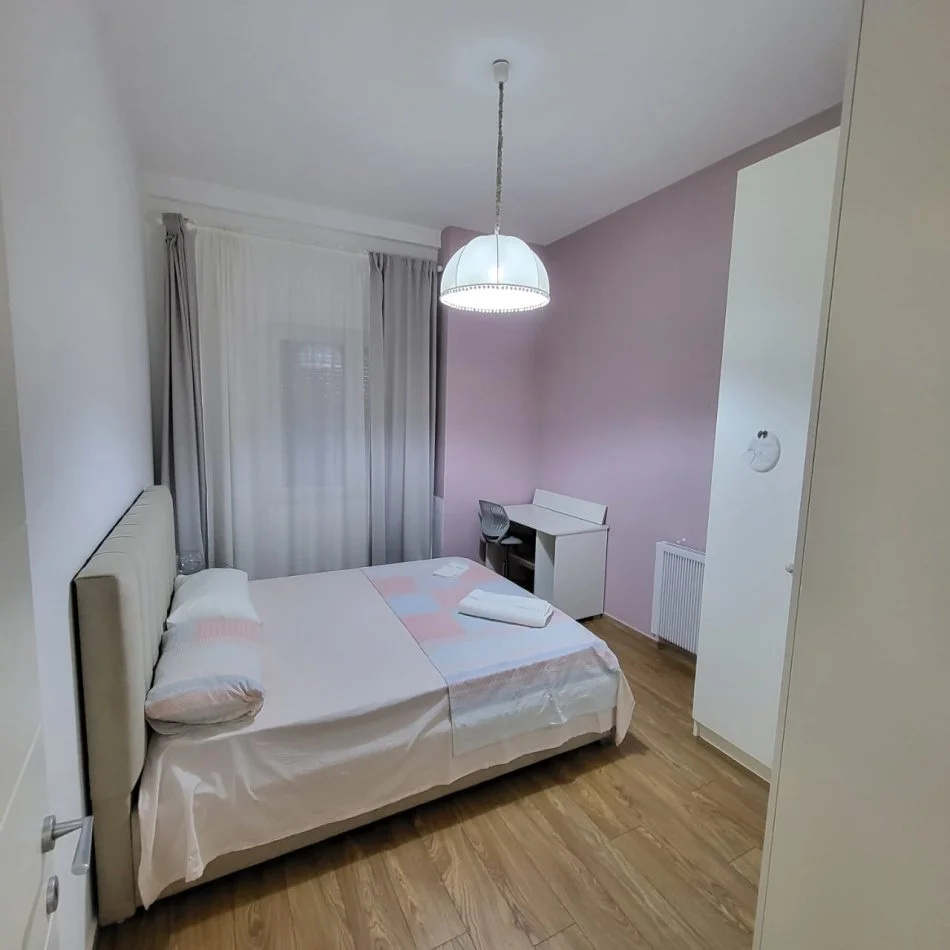 Tirane, jepet me qera apartament 2+1 Kati 2, 80 m² 700 € (Stadiumi Dinamo)