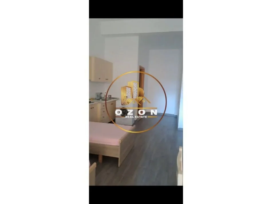 Shiten Dy Garsoniere në Orikum!