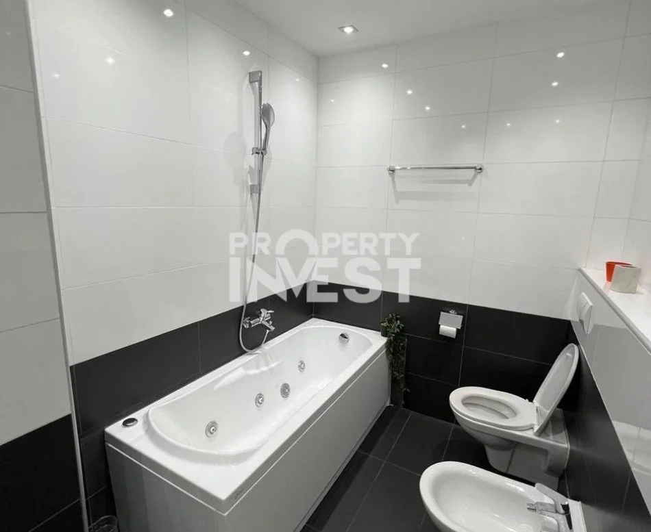 Tirane, jepet me qera apartament 3+1+Aneks+Ballkon Kati 2, 260 m² 16,000 € (Ibrahim Shalqizi Tirane, Kompleksi Touch of Sun)