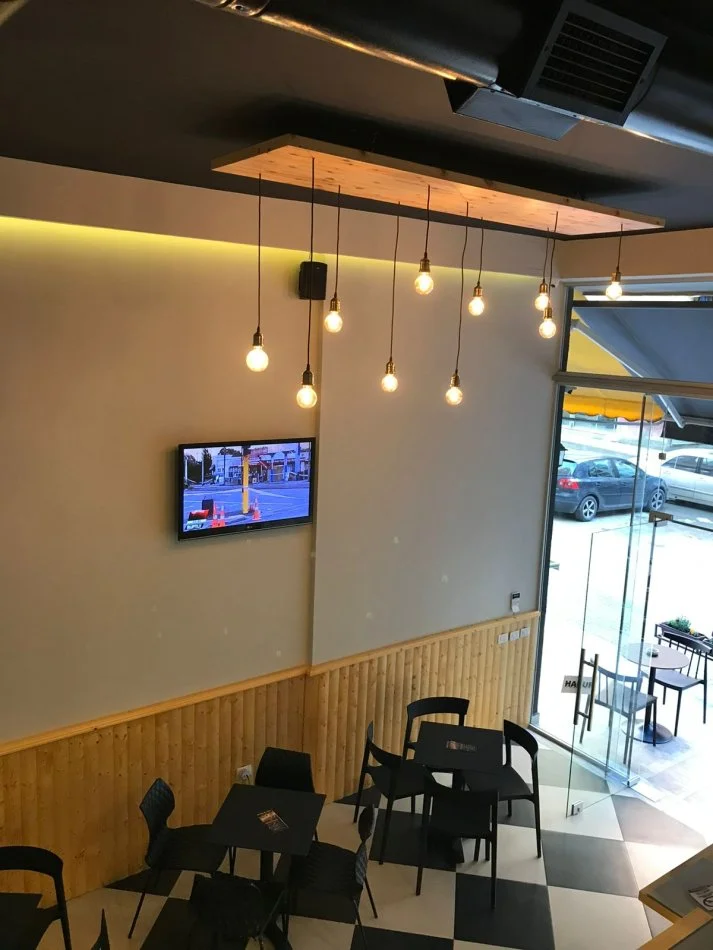 Tirane, shitet lokal Kati 0, 100 m² 130,000 € (Astir)