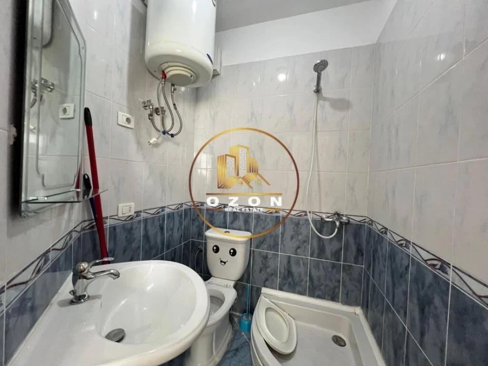 Apartament 3+1+2 për Qera në Yzberisht 450€!