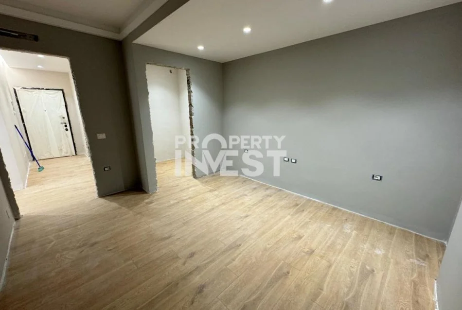 Vlore, shitet shtepi 2+1+Aneks+Ballkon Kati 8, 121 m² 220,000 € (Prane Skeles ,Vlore)