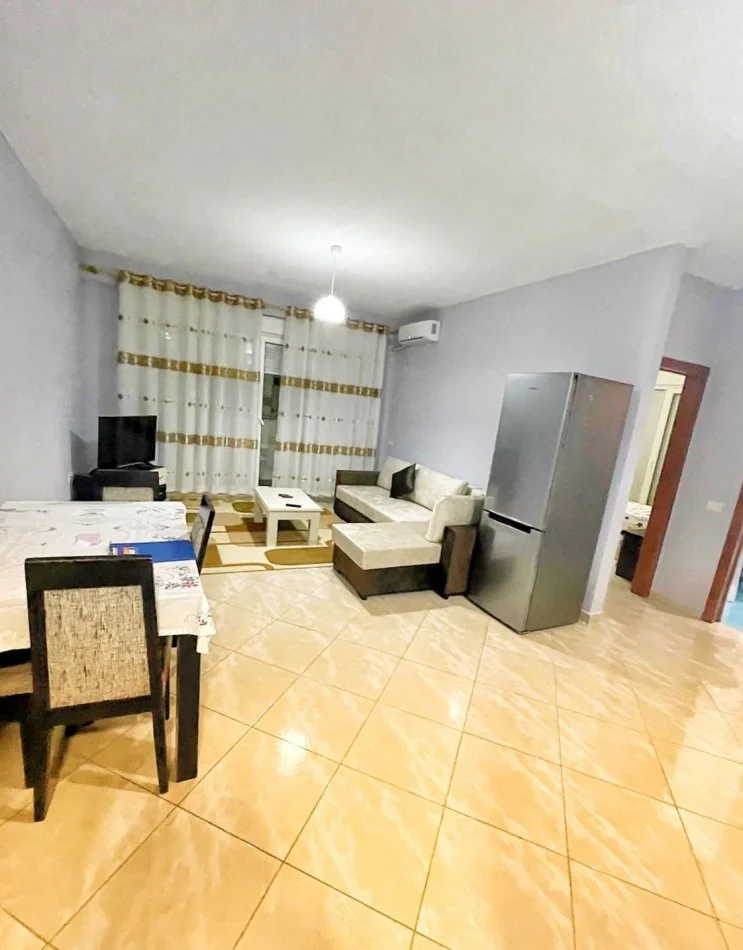 Tirane, jepet me qera apartament 2+1 Kati 2, 87 m² 500 € (liqeni thate)