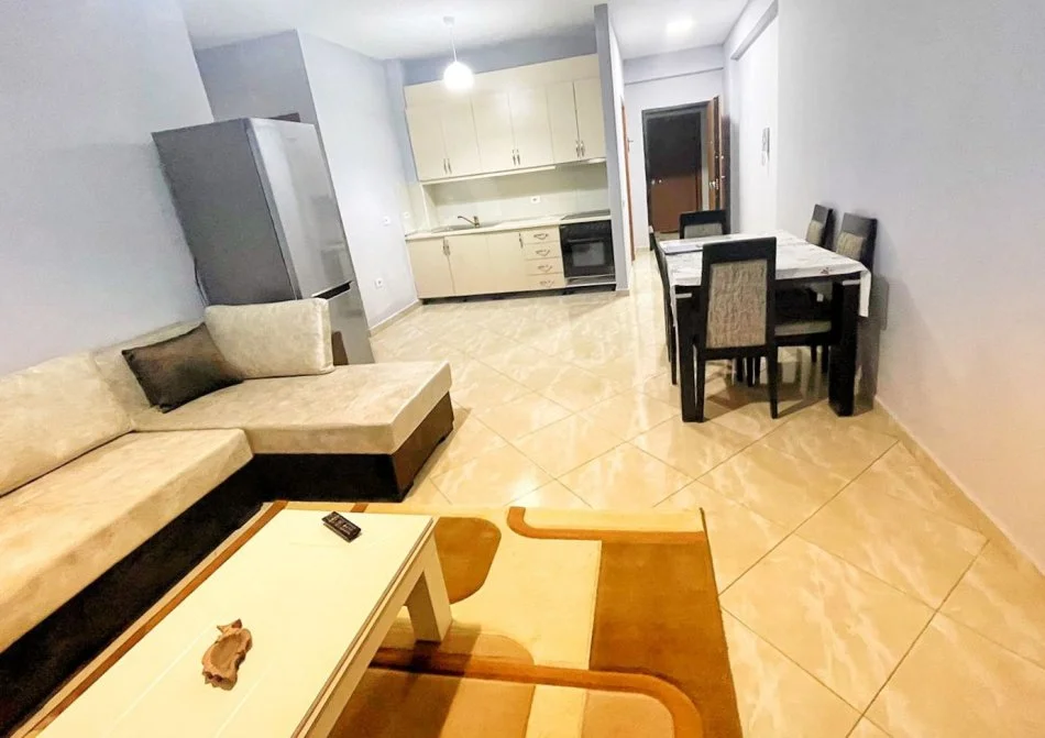 Tirane, jepet me qera apartament 2+1+Ballkon Kati 2, 87 m² 500 € (Rruga Hamdi Sina)