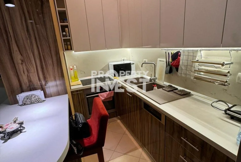 Shqiperi, jepet me qera apartament 1+1 Kati 1, 70 m² 600 € (Kodra e Diellit)