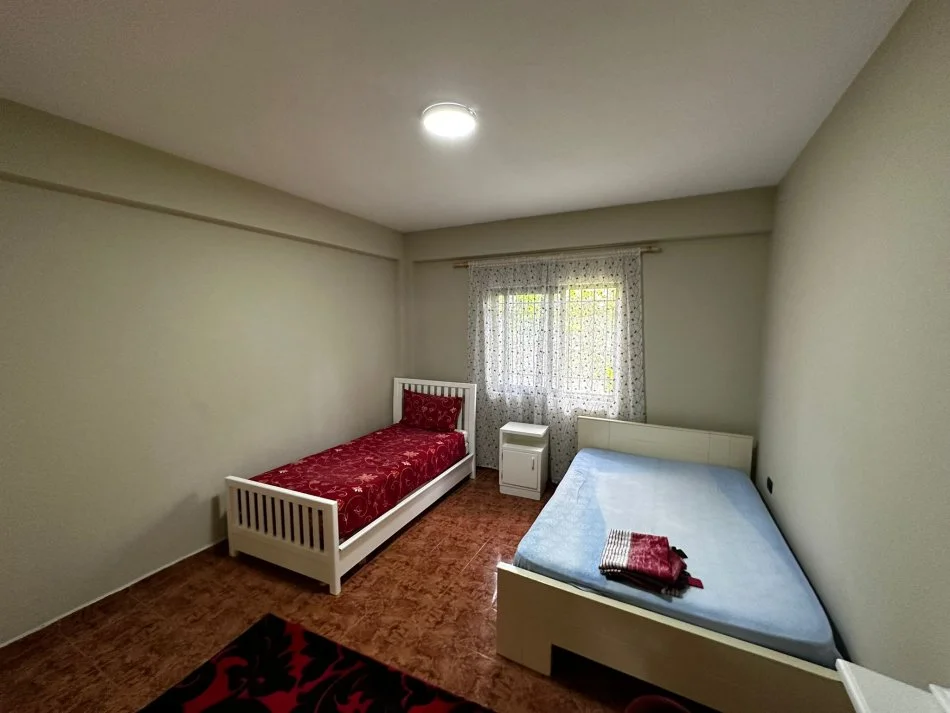 Shqiperi, jepet me qera apartament 1+1+Ballkon Kati 0, 50 m² 400 € (Zogu i zi)