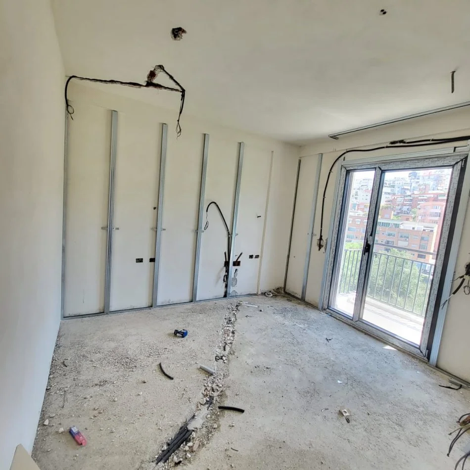 Tirane, shitet apartament 2+1 Kati 2, 96 m² 149.000 € (Kodra e Diellit)