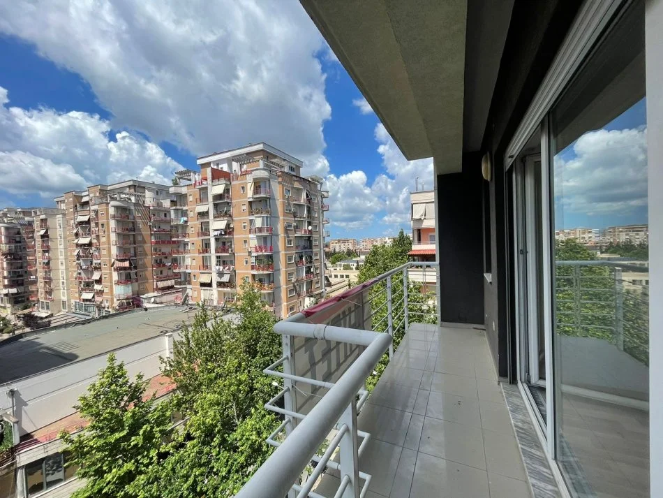 Tirane, shitet apartament 3+1+Ballkon Kati 6, 144 m² 235.000 € (Don Bosko)