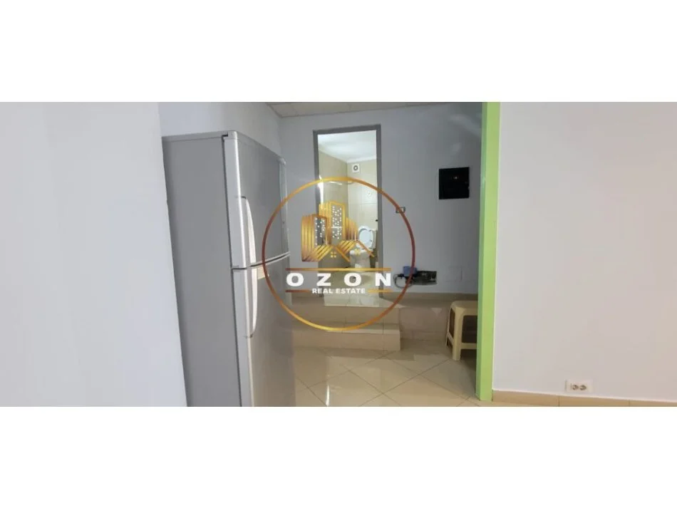 Ambient Biznesi Duplex me Qira pranë Rrugës së Elbasanit!