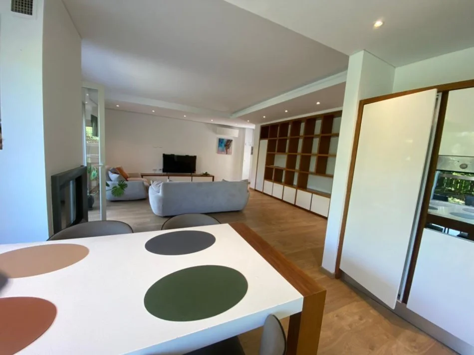 Tirane, shitet apartament 3+1+Aneks+Ballkon Kati 0, 260 m² 370.000 € (LONG HILL)