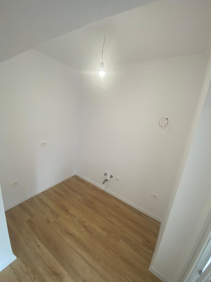 Tirane, shitet apartament 1+1 Kati 1, 56 m² 80.000 € (Ali Demi)