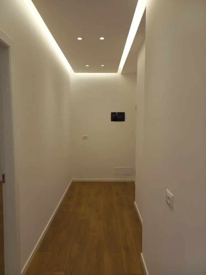 SHITET, APARTAMENT 2+1+2, Rruga e Barrikadave, Qendër, Tiranë,   220,000 EURO