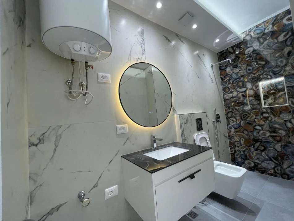 Tirane, shes apartament 2+1 Kati 7, 94 m² 210.000 € (Ring Center)