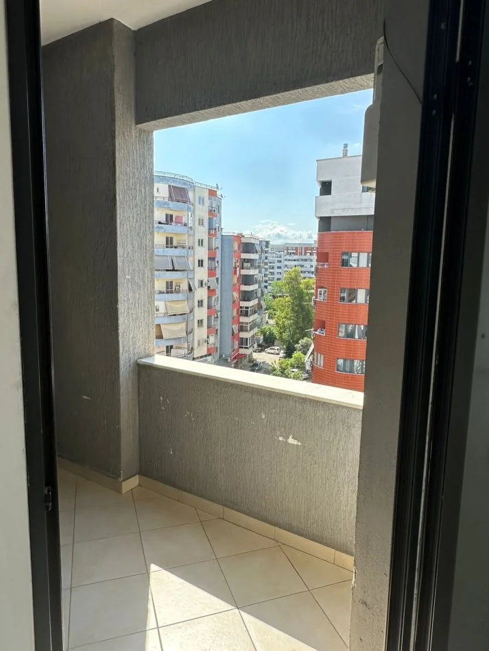 Tirane, shitet apartament 2+1+Ballkon Kati 6, 134 m² 134.000 € (Bulevardi migjeni, Astir)