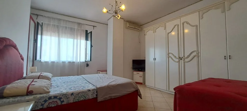 Tirane, jepet me qera apartament 2+1 Kati 8, 87 m² 650 € (Rruga e Kavajes)